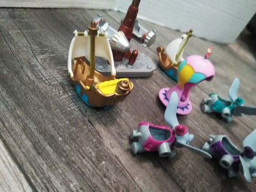 PIEZAS DE REPUESTO DE COLECCIÓN Disney Bluebird Polly Pocket Magic Kingdom (LOTE DE 10 PIEZAS) - Imagen 6 de 9