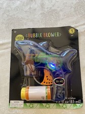 NEW LIGHT UP Shark Bubble Blower - Includes Bubble Solution