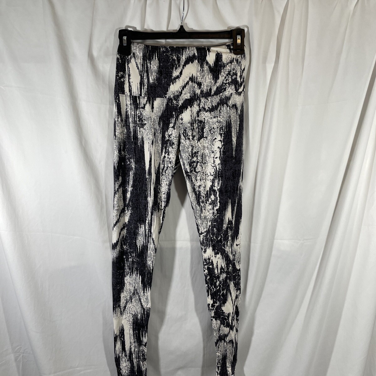 NEW Lysse SZ Small Ikat Twist Zip Ponte Leggings in White Black
