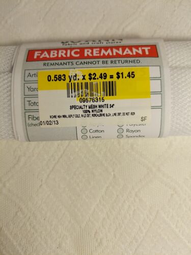 Jo-Ann Fabric Remnant Specialty Mesh White 54" 100% Nylon (0.583 Yd) - Picture 3 of 4