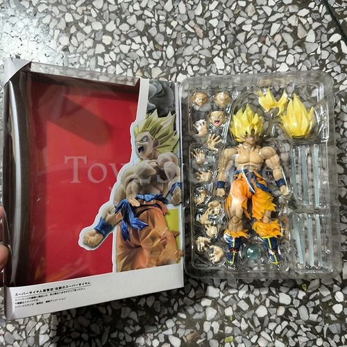 SHFiguart Dragon Ball Z SSJ Battle Damage Legendary Super Saiyan Son Goku Action - Picture 10 of 26