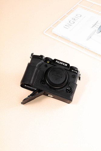 Cow Leather Half Case Cover For Fuji XT5 Fujifilm X-T5 Camera Black Brown Green - Picture 6 of 22