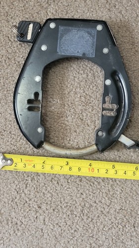 Trelock 2010 Plus bike wheel lock with key bicycle - Picture 3 of 5