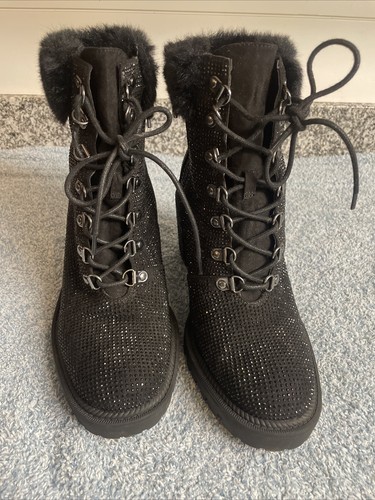 New Jessica Simpson Women's Deliah Metallic Faux Fur Black Booties, Size US. 8.5 - Picture 5 of 5