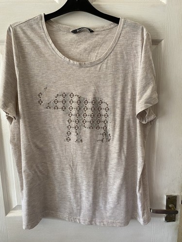Ladies Bon Marche T Shirt Size 20 In Cream With Glittery Elephant Motif