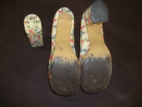 Women’s Vintage Di Orsini Hippie Flower Embroidered Heals Size 7 or 8 Repair - Picture 7 of 7