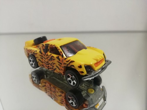 HOTWHEELS OFF TRACK EN AMARILLO HOT WHEELS - Imagen 2 de 5