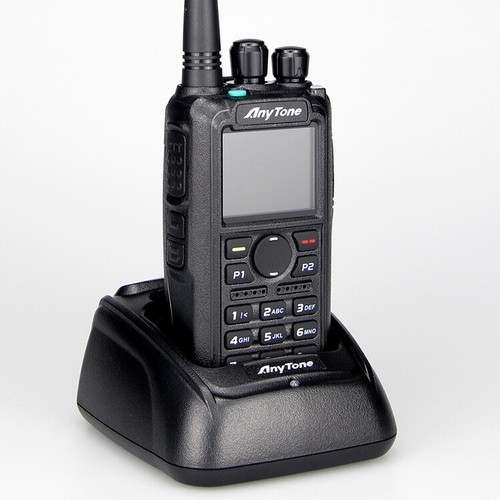 Anytone AT-D878UVII "PLUS" DMR tenu à la main - Photo 4/6