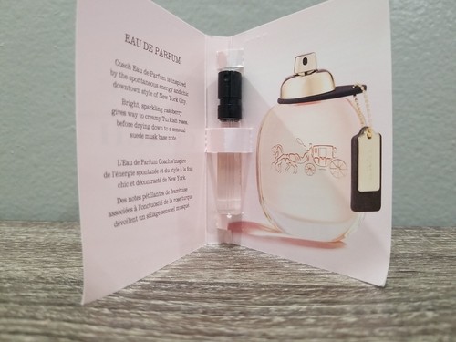 WOMEN'S COACH NEW YORK SIGNATURE EAU DE PARFUM SAMPLE SPRAY 2 ML / 0.06 FL OZ - Picture 4 of 6