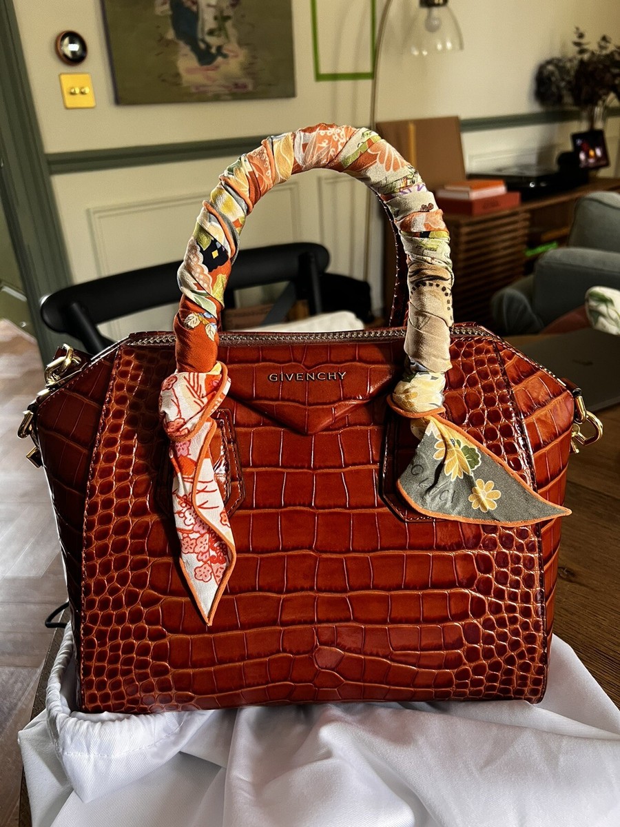 Givenchy croc antigona small sale