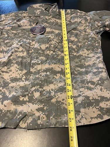 US Army Military Digital Flame Resistant Defender M Combat Coat Jacket Large Reg - Picture 8 of 10
