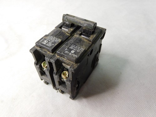 Disyuntor Siemens 2 polos 50 amperios 240 voltios Q50 - Imagen 1 de 5