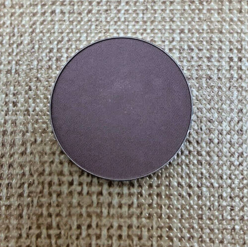Chantecaille Lasting Eye Shade Refill, Agate - Discontinued Rare Eyeshadow - Picture 3 of 3
