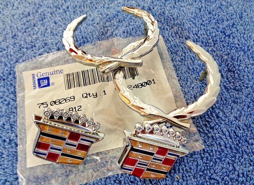 OEM Original NEW NOS 80-96 Cadillac CHROME Wreath & Crest Roof Ornament Emblems - Picture 1 of 13