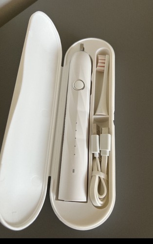 Brand New  Sonic Electric Toothbrush For adults With One Additional Head. Unisex - Picture 2 of 2