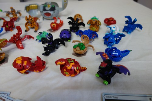 Bakugan Battle Brawlers Figuren - 35 Stück mit Sammelkarten - Bild 6 von 12
