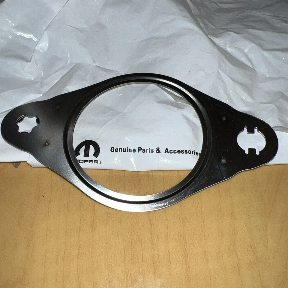 Junta convertidor catalítico inferior Mopar Original 68081823AD, ¡Envío gratuito! Foto 2 de 4