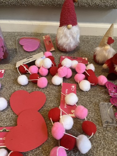 Valentines Day Decor TREE DECORATIONS Lot Garland etc 37+ PCs - Picture 4 of 15