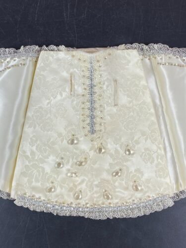 INFANT of PRAGUE JESUS Figure Handmade Vestments from Catholic Church White Vtg - Picture 6 of 24
