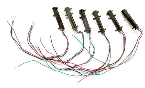 PECO 'MULTI' GAUGE PL-10/ PL-11 LOT OF 23 ASSORTED POINT/ TURNOUT MOTORS - Picture 2 of 5