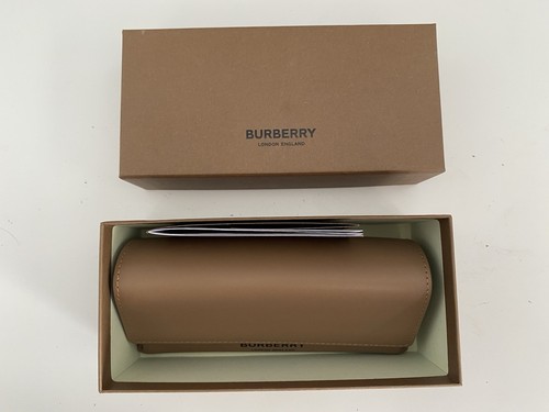 Burberry Brown Glasses Case With Box. Some marks on Box and inside case. - Picture 10 of 13