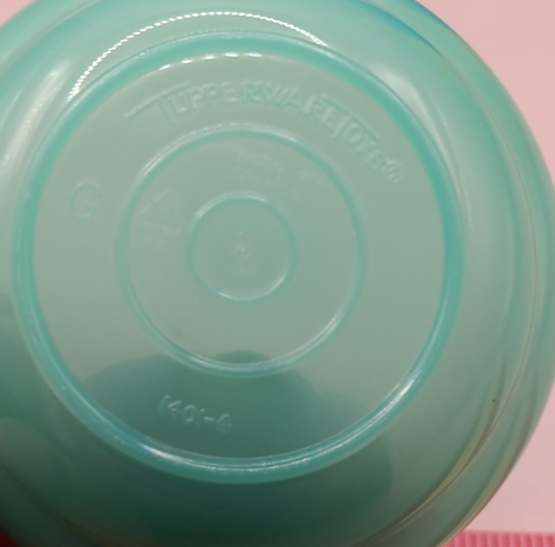 TUPPERWARE Toys Mini Serve It Children's Play Set Pitcher 2 Cups 1 Bowl Lot of 4 - Picture 15 of 15