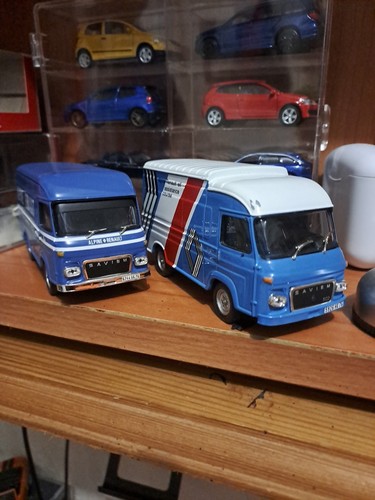 2er Set Saviem Renault Kastenwagen 1/43