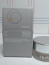 R.E.M. Beauty - Sweetener Concealer - MEDIUM 2 N  0.28 Oz  NIB
