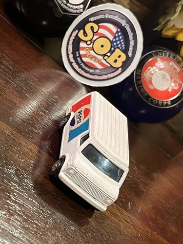 Corgi Juniors Chevrolet Pepsi Delivery Van weiß Druckguss gebraucht sehr guter Zustand - Bild 4 von 10