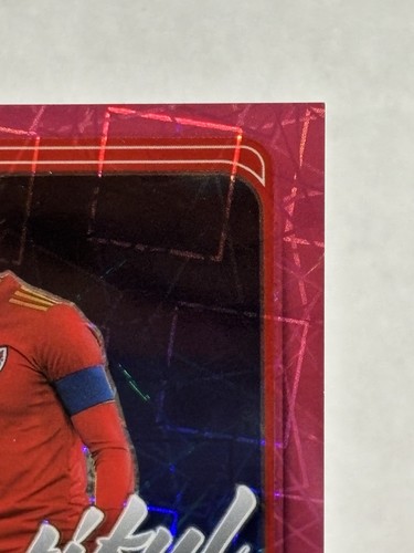 2024-25 Donruss #30 Gareth Bale The Beautiful Game Autographs Pink Velocity - Picture 3 of 10