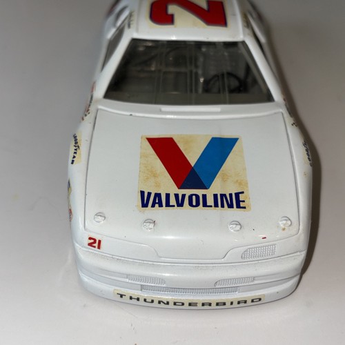 Buddy Baker #21 Valvoline 1983 Thunderbird 1/24 Diecast Revell Loose - Picture 12 of 16