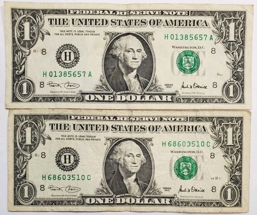 Two Vintage Series 2001 $1 One Dollar Bills, Old Bills - Picture 1 of 2