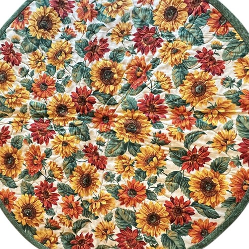 Vintage Round Quilted Table Topper Candle Mat Reversible Christmas Fall Autumn - Picture 6 of 12