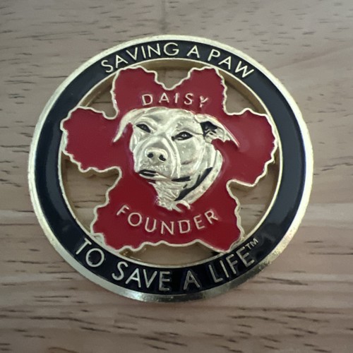 Saving A Paw To Save A Life Daisy Founder Wounded Paw Project Canine Dog Medal - Picture 3 of 7