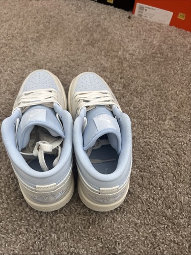 Size 7 - Air Jordan 1 SE Low Hydrogen Blue Sail W ( IB4003-407) - Picture 8 of 10