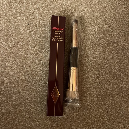Charlotte Tilbury Hollywood Complexion Brush - ROSE GOLD & NIGHT CRIMSON (BNIB) - Picture 2 of 2