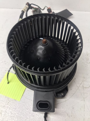 HEATER BLOWER MOTOR WITH WHEEL & RESISTOR & WIRING / 2005 - 2009 FORD MUSTANG GT - Picture 10 of 11