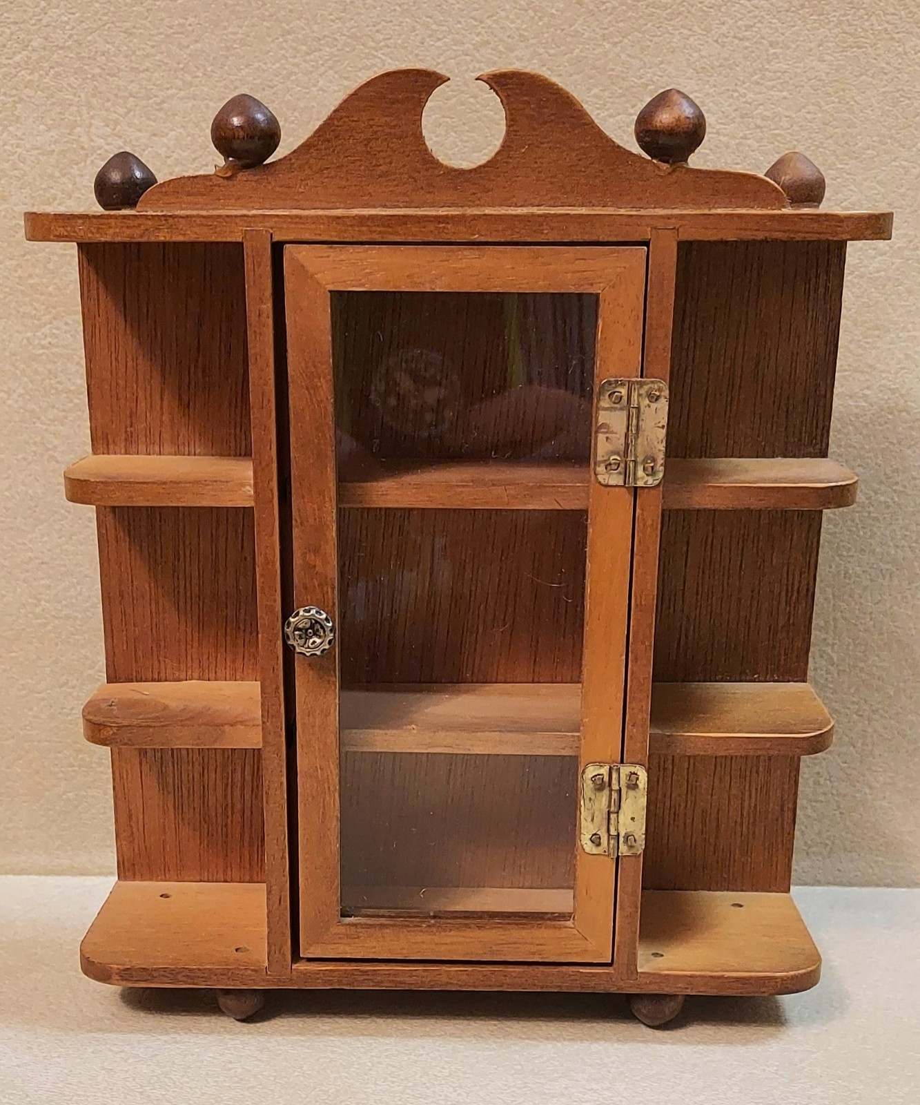 Picture 1 of 20
