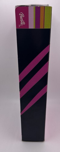 2004 Mattel Barbie as CATWOMAN Halle Berry DC Comics #B5838 NIB Vintage - Picture 3 of 6