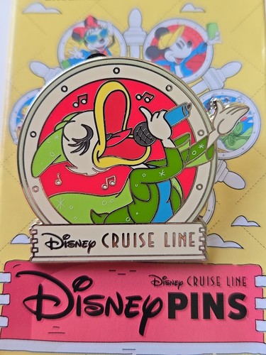 2025 Disney DCL Daisy Duck Singing Karaoke Cruise Line Mystery Box Pin - Picture 1 of 2