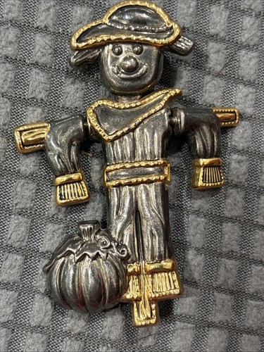 Vintage beste zweifarbige Vogelscheuche Gelenk Brosche Anstecknadel Anhänger signiert  - Bild 2 von 6