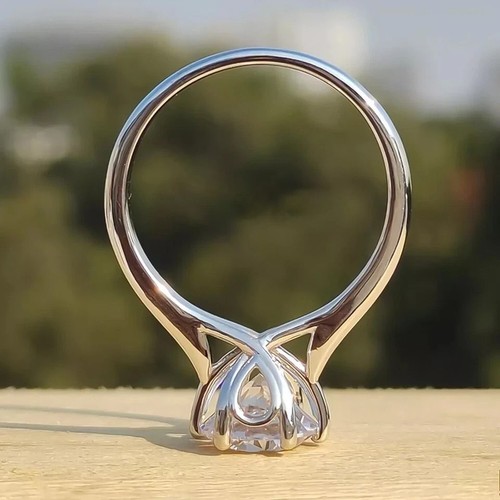 Anello di fidanzamento in argento sterling 925 con diamanti coltivati in... - Foto 5 di 5