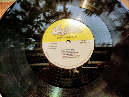 Cloak and Dagger LP, Lee Perry & the Upsetters 1989 Re - Yellow Label EX/EX - Bild 4 von 4