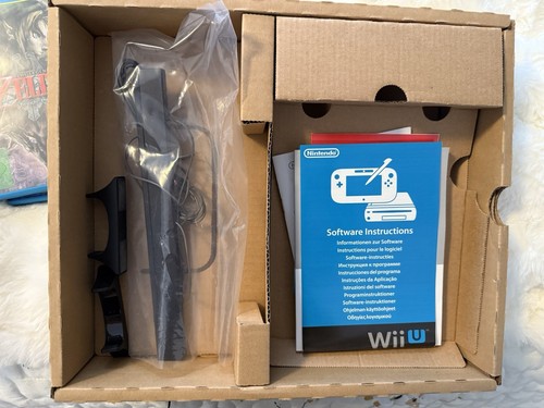 Nintendo Wii U Limitierte Zelda Edition Windwaker - 32 GB Konsole mit Gamepad - Bild 3 von 5