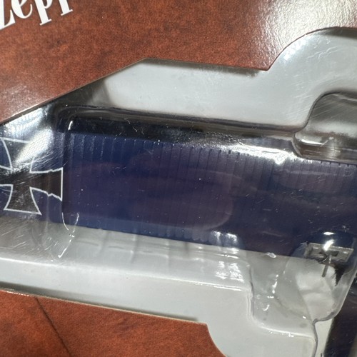 Wings of Glory WWI - Zepplin Staaken Bomber - geöffnet aber unbenutzt größerer Artikel - Bild 4 von 14