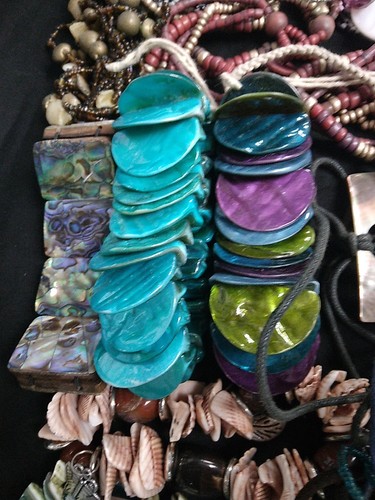 Costume Jewellery Bundle Job Lot SHELL collection 1.1kg Necklaces/Bracelets - Picture 12 of 20