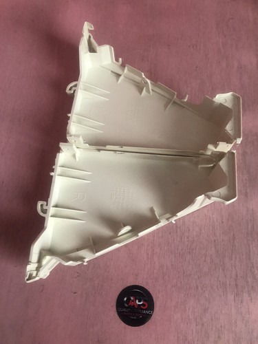 Kenmore 80 Series Washing Machine Panel End Cap 3949278,3949284 - Picture 3 of 4