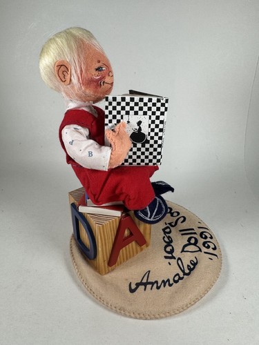 Annalee Dolls Vintage 1991 Boy Reading Mother Goose Book 7.5” Pin #3 - Picture 6 of 12