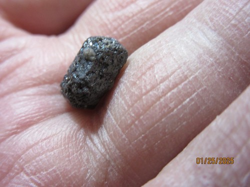 Black BROOKITE Crystal Gemstone 7/16 " Mineral BBCGM-4 - Picture 3 of 15