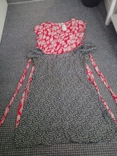 Ladies Dresses Size 14 Read Description 